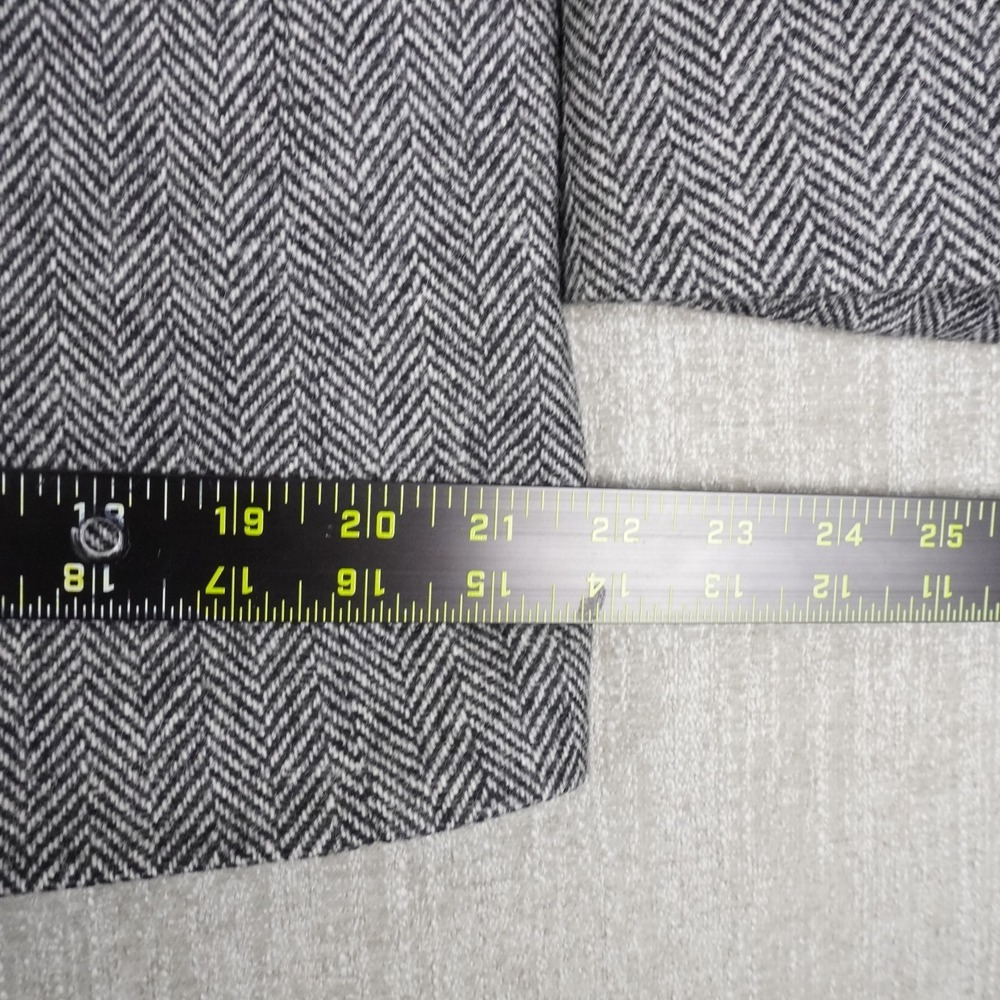 American Trend Mens 42 Gray Herringbone Lambs Wool Blend Blazer Jacket 2 Button - Picture 4 of 11